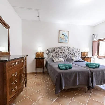 Vakantiehuis Il Rifugio Centro Storico Confortevole Posto Auto *